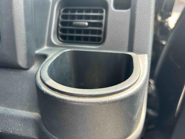 ハイゼットトラックＥＸＴ５速ＭＴ車　４ＷＤ車（ハイロー切り替え）　リモコンキー　パワーウィンドウ　作業灯　フォグランプ　運転席エアバッグ（鹿児島県）の中古車