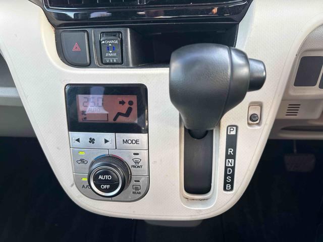ムーヴＸリミテッドII　ＳＡIIIインパネシフト　プッシュスタートスイッチ　電子カードキー　カーナビ　バックモニター　衝突被害軽減システム　ＡＢＳ　アルミホイール　ＥＴＣ車載器　オートエアコン（鹿児島県）の中古車