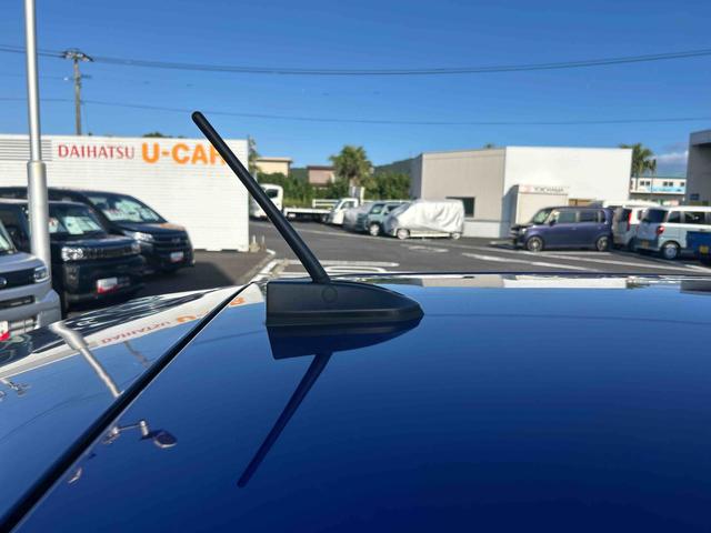 ムーヴＸリミテッドII　ＳＡIIIインパネシフト　プッシュスタートスイッチ　電子カードキー　カーナビ　バックモニター　衝突被害軽減システム　ＡＢＳ　アルミホイール　ＥＴＣ車載器　オートエアコン（鹿児島県）の中古車