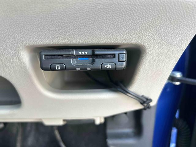 ムーヴＸリミテッドII　ＳＡIIIインパネシフト　プッシュスタートスイッチ　電子カードキー　カーナビ　バックモニター　衝突被害軽減システム　ＡＢＳ　アルミホイール　ＥＴＣ車載器　オートエアコン（鹿児島県）の中古車