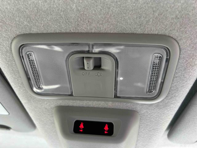ムーヴキャンバスストライプスＧターボターボ車　インパネシフト　プッシュスタートスイッチ　電子カードキー　電動パーキングブレーキ　ＡＢＳ　レーンキープ　オートハイビーム　シートヒーター（鹿児島県）の中古車