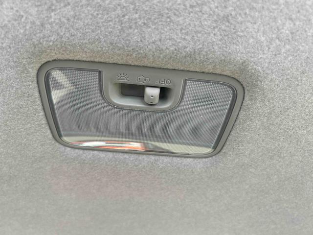 ムーヴキャンバスストライプスＧターボターボ車　インパネシフト　プッシュスタートスイッチ　電子カードキー　電動パーキングブレーキ　ＡＢＳ　レーンキープ　オートハイビーム　シートヒーター（鹿児島県）の中古車