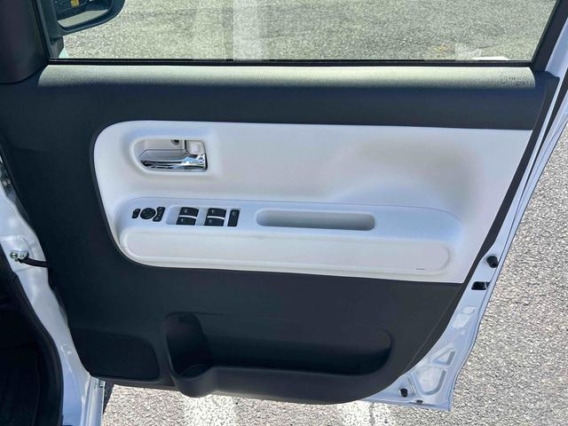 ムーヴキャンバスストライプスＧターボターボ車　インパネシフト　プッシュスタートスイッチ　電子カードキー　電動パーキングブレーキ　ＡＢＳ　レーンキープ　オートハイビーム　シートヒーター（鹿児島県）の中古車