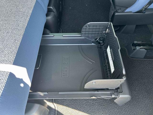 ムーヴキャンバスストライプスＧターボターボ車　インパネシフト　プッシュスタートスイッチ　電子カードキー　電動パーキングブレーキ　ＡＢＳ　レーンキープ　オートハイビーム　シートヒーター（鹿児島県）の中古車