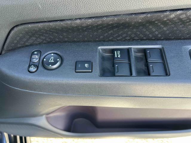 Ｎ−ＷＧＮカスタムＧ・ターボパッケージインパネシフト　プッシュスタートスイッチ　電子カードキー　ドラレコ　　　ＥＴＣ車載器　アルミホイル　ＡＢＳ　オートエアコン（鹿児島県）の中古車