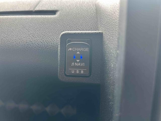 タントカスタムＸインパネシフト　プッシュスタートスイッチ　電子カードキー　カーナビ　バックモニター　衝突軽減ブレーキ　車線逸脱防止　アルミホイール　両側パワースライドドア　ＡＢＳ（鹿児島県）の中古車