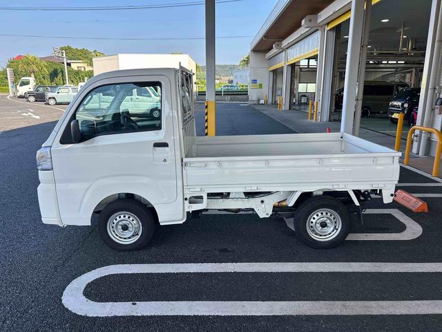ハイゼットトラックスタンダード　農用スペシャル切替式４ＷＤ　フロアＣＶＴ　レーンキープアシスト　誤発進抑制機能　オートハイビーム　運転席エアバック　助手席エアバック　ＡＢＳ（鹿児島県）の中古車