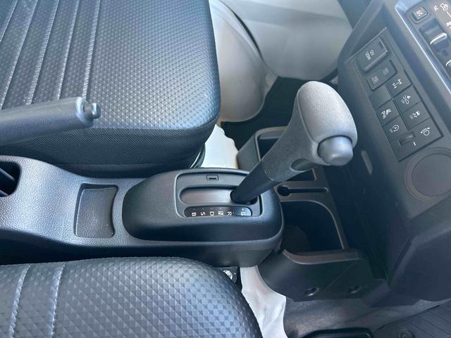 ハイゼットトラックスタンダード　農用スペシャル切替式４ＷＤ　フロアＣＶＴ　レーンキープアシスト　誤発進抑制機能　オートハイビーム　運転席エアバック　助手席エアバック　ＡＢＳ（鹿児島県）の中古車
