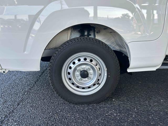 ハイゼットトラックスタンダード　農用スペシャル切替式４ＷＤ　フロアＣＶＴ　レーンキープアシスト　誤発進抑制機能　オートハイビーム　運転席エアバック　助手席エアバック　ＡＢＳ（鹿児島県）の中古車