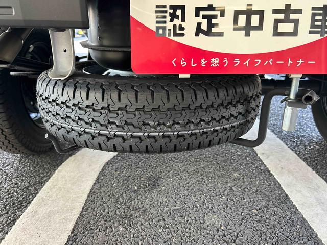 ハイゼットトラックスタンダード　農用スペシャル切替式４ＷＤ　フロアＣＶＴ　レーンキープアシスト　誤発進抑制機能　オートハイビーム　運転席エアバック　助手席エアバック　ＡＢＳ（鹿児島県）の中古車