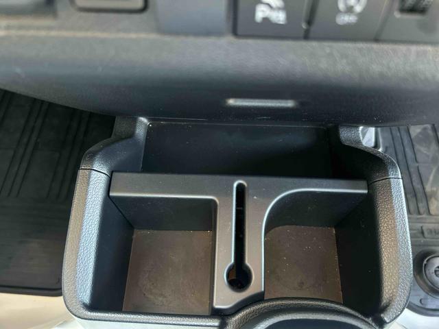 ハイゼットトラックスタンダード　農用スペシャル切替式４ＷＤ　フロアＣＶＴ　レーンキープアシスト　誤発進抑制機能　オートハイビーム　運転席エアバック　助手席エアバック　ＡＢＳ（鹿児島県）の中古車