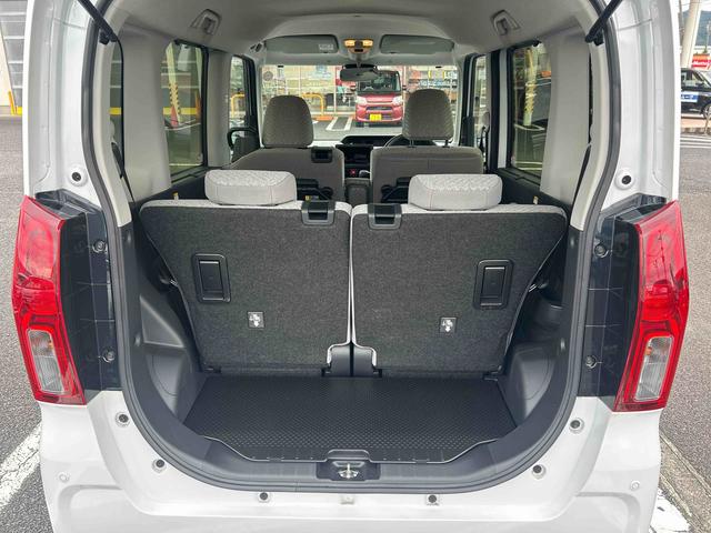 タントＸインパネシフト　プッシュスタートスイッチ　電子カードキー　電動パーキングブレーキ　片側電動両側スライドドア　車線逸脱警報　ブレーキサポート　オートハイビーム　ＡＢＳ（鹿児島県）の中古車