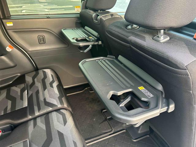 タントファンクロスインパネシフト　プッシュスタートスイッチ　電子カードキー　電動パーキングブレーキ　衝突軽減システム　両側オートドア　レーンキープアシスト　ＡＢＳ　アルミホイール　フォグランプ（鹿児島県）の中古車