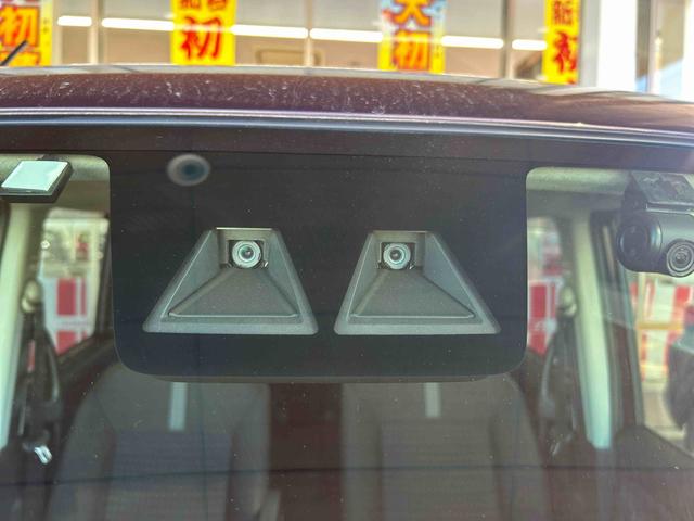 トールカスタムＧインパネシフト　プッシュスタートスイッチ　電子カードキー　電動パーキングブレーキ　両側電動スライドドア　緊急ブレーキ　アルミホイール　ＡＢＳ　ＥＴＣ車載器　ドラレコ（鹿児島県）の中古車