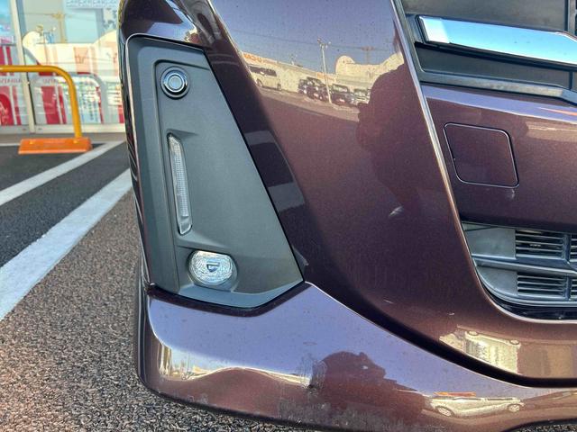 トールカスタムＧインパネシフト　プッシュスタートスイッチ　電子カードキー　電動パーキングブレーキ　両側電動スライドドア　緊急ブレーキ　アルミホイール　ＡＢＳ　ＥＴＣ車載器　ドラレコ（鹿児島県）の中古車