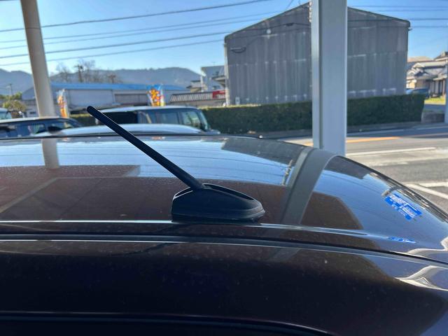 トールカスタムＧインパネシフト　プッシュスタートスイッチ　電子カードキー　電動パーキングブレーキ　両側電動スライドドア　緊急ブレーキ　アルミホイール　ＡＢＳ　ＥＴＣ車載器　ドラレコ（鹿児島県）の中古車