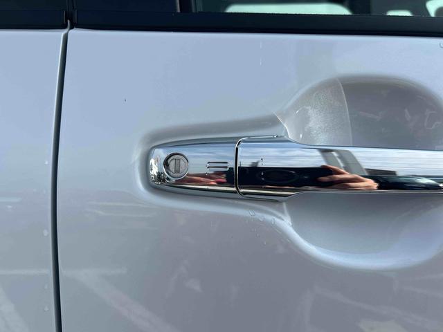 タントカスタムＸインパネシフト　プッシュスタートスイッチ　電子カードキー　電動パーキングブレーキ　シートヒーター　衝突軽減ブレーキ　車線逸脱防止　アルミホイール　両側パワースライドドア（鹿児島県）の中古車