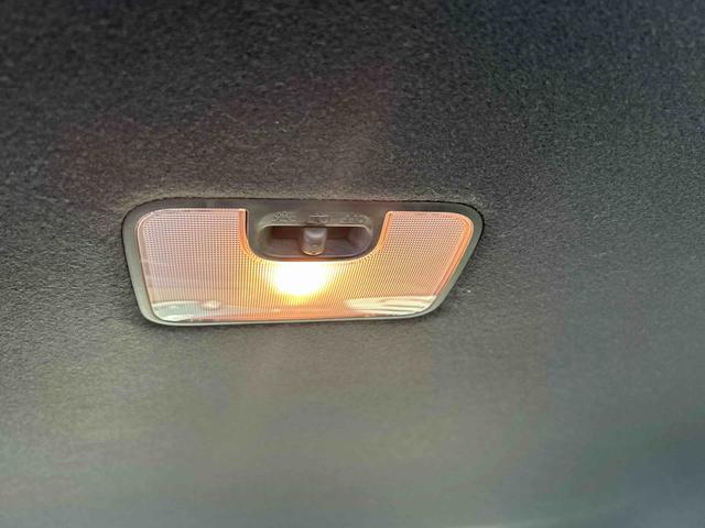 タントカスタムＸインパネシフト　プッシュスタートスイッチ　電子カードキー　電動パーキングブレーキ　シートヒーター　衝突軽減ブレーキ　車線逸脱防止　アルミホイール　両側パワースライドドア（鹿児島県）の中古車