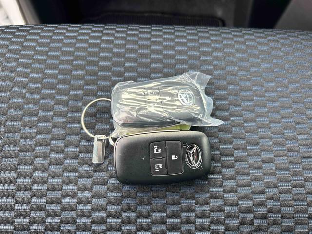 タントカスタムＸインパネシフト　プッシュスタートスイッチ　電子カードキー　電動パーキングブレーキ　シートヒーター　衝突軽減ブレーキ　車線逸脱防止　アルミホイール　両側パワースライドドア（鹿児島県）の中古車