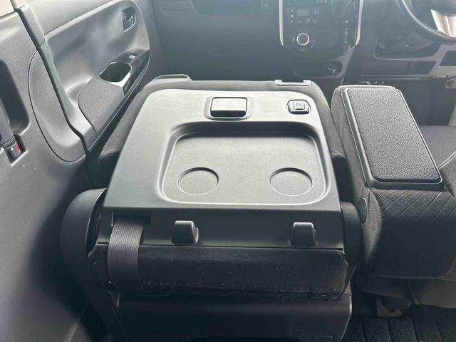 タントＸ　ＶＳ　ＳＡIIIインパネシフト　プッシュスタートスイッチ　電子カードキー　カーナビ　バックモニター　ドラレコ　衝突軽減ブレーキ　車線逸脱警報　アルミホイール　ＡＢＳ（鹿児島県）の中古車