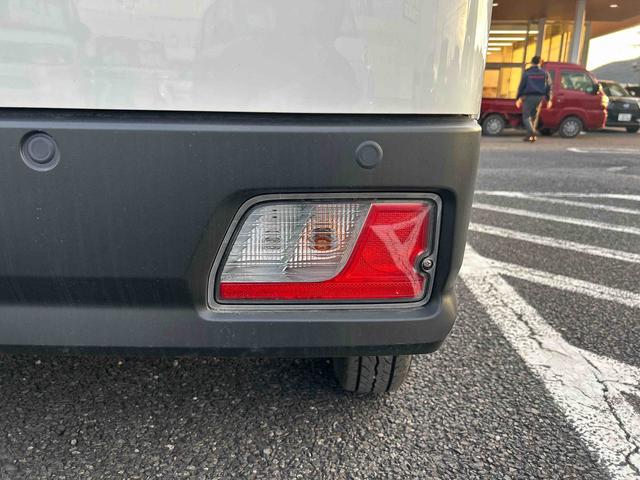 ハイゼットカーゴスペシャルインパネシフト　衝突被害軽減ブレーキ　エアバッグ　オートハイビーム　レーンキープアシスト　ＡＢＳ　両側スライドドア（鹿児島県）の中古車