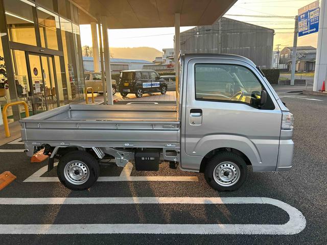 ハイゼットトラックスタンダード 農用スペシャル切り替え4WD フロアCVT車 ブレーキサポート 車線逸脱警報装置 オートハイビーム ABS パワーステアリング エアコン ダブルエアバッグ(鹿児島県)の中古車