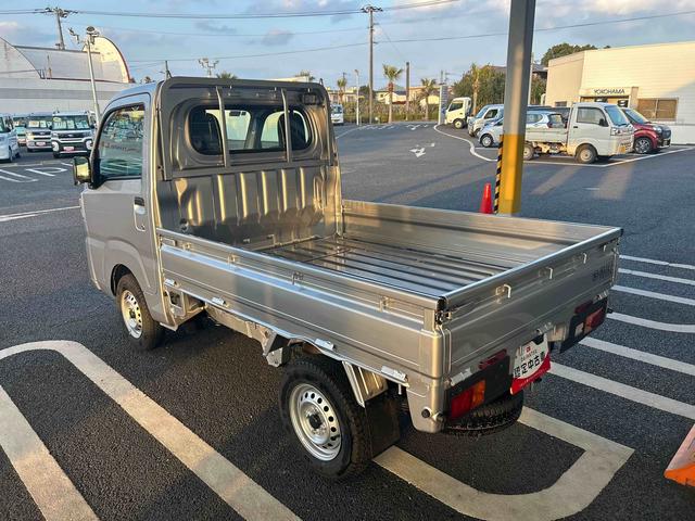 ハイゼットトラックスタンダード 農用スペシャル切り替え4WD フロアCVT車 ブレーキサポート 車線逸脱警報装置 オートハイビーム ABS パワーステアリング エアコン ダブルエアバッグ(鹿児島県)の中古車