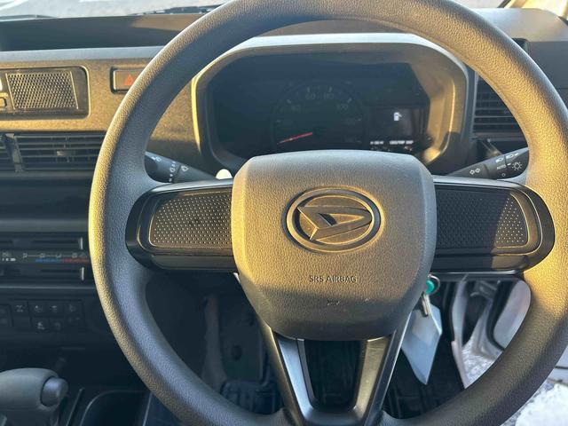 ハイゼットトラックスタンダード 農用スペシャル切り替え4WD フロアCVT車 ブレーキサポート 車線逸脱警報装置 オートハイビーム ABS パワーステアリング エアコン ダブルエアバッグ(鹿児島県)の中古車