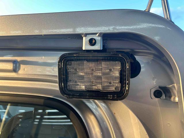 ハイゼットトラックスタンダード 農用スペシャル切り替え4WD フロアCVT車 ブレーキサポート 車線逸脱警報装置 オートハイビーム ABS パワーステアリング エアコン ダブルエアバッグ(鹿児島県)の中古車