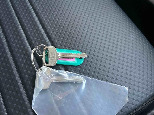 ハイゼットトラックスタンダード 農用スペシャル切り替え4WD フロアCVT車 ブレーキサポート 車線逸脱警報装置 オートハイビーム ABS パワーステアリング エアコン ダブルエアバッグ(鹿児島県)の中古車