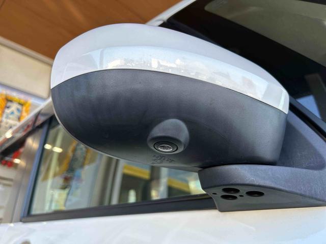 ムーヴキャンバスＧブラックインテリアリミテッド　ＳＡIIIインパネシフト　プッシュスタートスイッチ　電子カードキー　カーナビ　両側電動スライドドア　レーンキープ　オートハイビーム　ＡＢＳ　スマキー　バックモニター　電動格納ドアミラー　衝突安全ボディ　ＵＳＢ（鹿児島県）の中古車