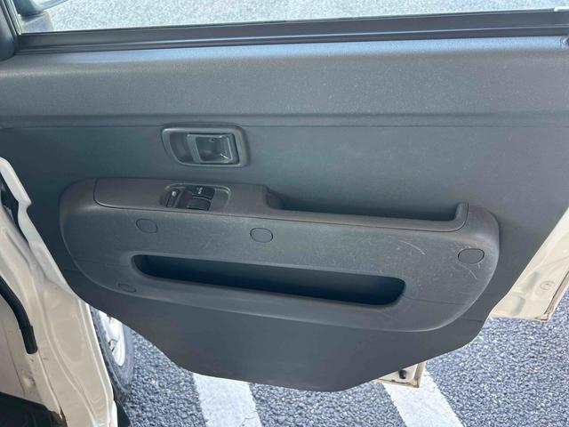 ハイゼットカーゴDXインパネシフト リモコンキー 左右スライドドア(鹿児島県)の中古車