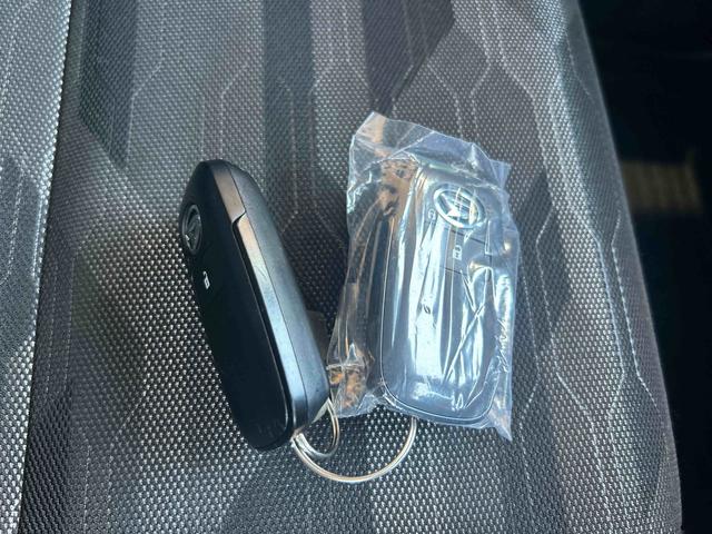 タフトＧインパネシフト　プッシュスタートスイッチ　電子カードキー　電動パーキングブレーキ　シートヒーター　オートマチックハイビーム　ムーンルーフ　車線逸脱防止　ＡＢＳ　アルミホイール（鹿児島県）の中古車