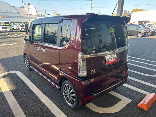 N−BOXカスタムG・ターボLパッケージターボモデル インパネシフト プッシュスタートスイッチ 電子カードキー 両側電動スライドドア ABS アルミホイール ETC付き(鹿児島県)の中古車