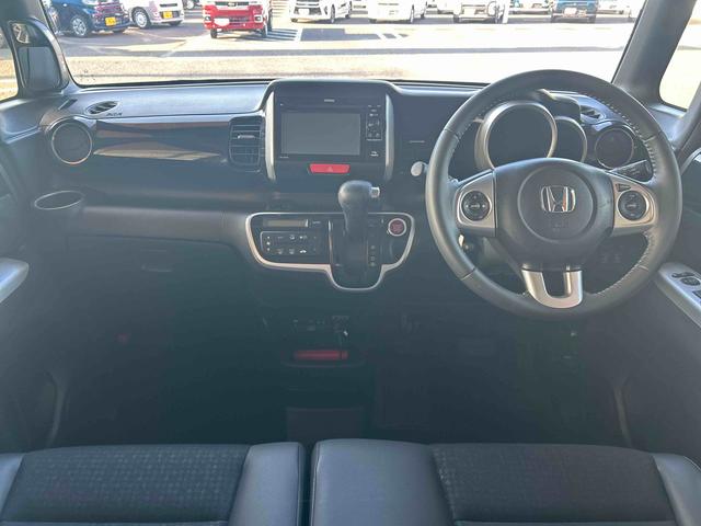 N−BOXカスタムG・ターボLパッケージターボモデル インパネシフト プッシュスタートスイッチ 電子カードキー 両側電動スライドドア ABS アルミホイール ETC付き(鹿児島県)の中古車