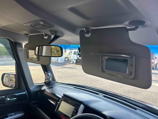 N−BOXカスタムG・ターボLパッケージターボモデル インパネシフト プッシュスタートスイッチ 電子カードキー 両側電動スライドドア ABS アルミホイール ETC付き(鹿児島県)の中古車