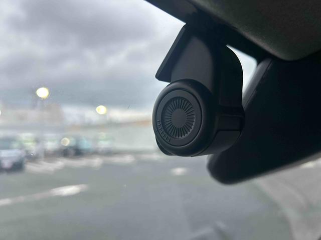 ムーヴキャンバスＸメイクアップリミテッド　ＳＡIIIインパネシフト　プッシュスタートスイッチ　電子カードキー　両側電動スライドドア　ドラレコ　カーナビ　バックモニター（パノラマモニター）　衝突被害軽減Ｂ　車線逸脱警報装置　ＡＢＳ（鹿児島県）の中古車