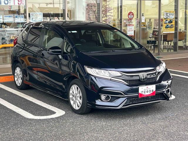 フィット１３Ｇ・Ｓ　ホンダセンシングプッシュスタートスイッチ　電子カードキー　アルミホイール　ＡＢＳ（鹿児島県）の中古車