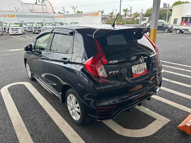 フィット１３Ｇ・Ｓ　ホンダセンシングプッシュスタートスイッチ　電子カードキー　アルミホイール　ＡＢＳ（鹿児島県）の中古車