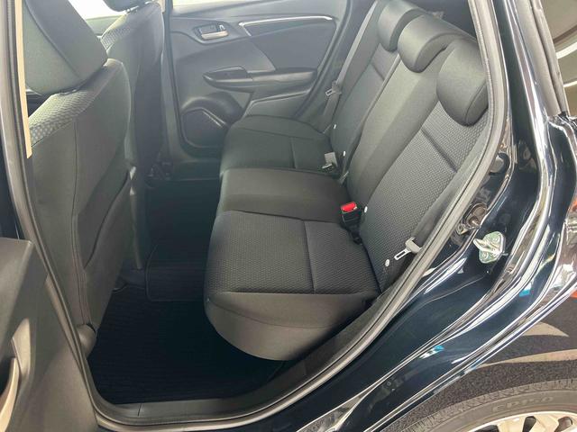 フィット１３Ｇ・Ｓ　ホンダセンシングプッシュスタートスイッチ　電子カードキー　アルミホイール　ＡＢＳ（鹿児島県）の中古車