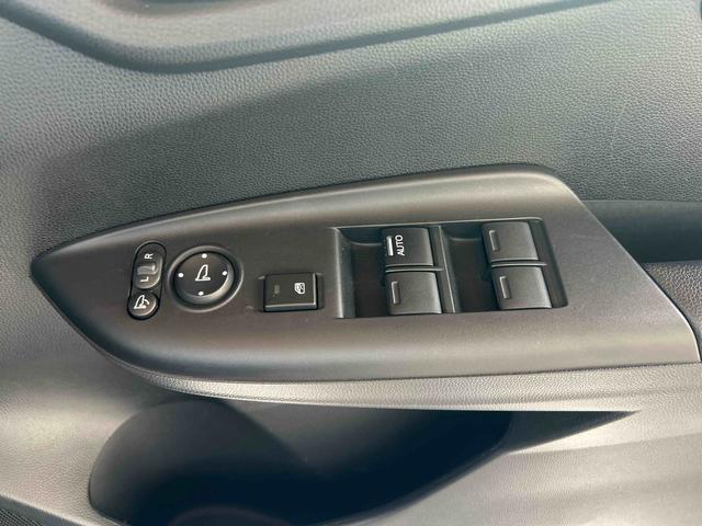 フィット１３Ｇ・Ｓ　ホンダセンシングプッシュスタートスイッチ　電子カードキー　アルミホイール　ＡＢＳ（鹿児島県）の中古車