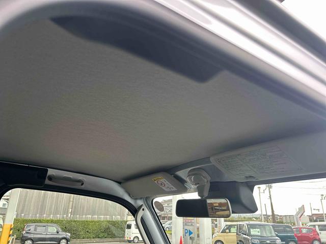 ハイゼットトラックＥＸＴパートタイム４ＷＤ　５ＭＴ　プッシュスタートスイッチ　電子カードキー　誤発進抑制　オートハイビーム　レーンアシスト　ＡＢＳ　フォグランプ（鹿児島県）の中古車