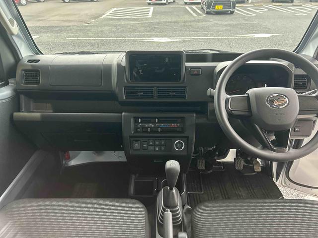 ハイゼットトラックＥＸＴパートタイム４ＷＤ　５ＭＴ　プッシュスタートスイッチ　電子カードキー　誤発進抑制　オートハイビーム　レーンアシスト　ＡＢＳ　フォグランプ（鹿児島県）の中古車