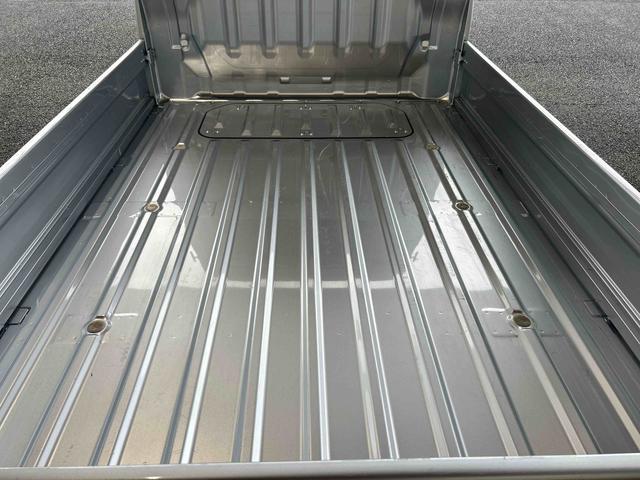 ハイゼットトラックＥＸＴパートタイム４ＷＤ　５ＭＴ　プッシュスタートスイッチ　電子カードキー　誤発進抑制　オートハイビーム　レーンアシスト　ＡＢＳ　フォグランプ（鹿児島県）の中古車