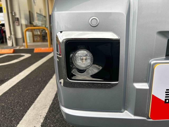 ハイゼットトラックＥＸＴパートタイム４ＷＤ　５ＭＴ　プッシュスタートスイッチ　電子カードキー　誤発進抑制　オートハイビーム　レーンアシスト　ＡＢＳ　フォグランプ（鹿児島県）の中古車