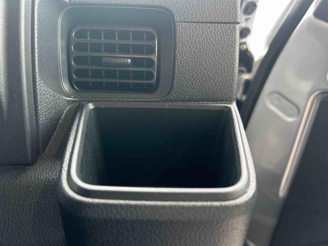 ハイゼットトラックＥＸＴパートタイム４ＷＤ　５ＭＴ　プッシュスタートスイッチ　電子カードキー　誤発進抑制　オートハイビーム　レーンアシスト　ＡＢＳ　フォグランプ（鹿児島県）の中古車