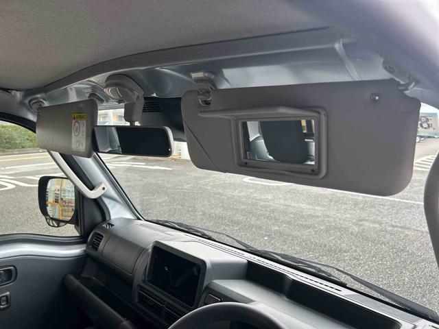 ハイゼットトラックＥＸＴパートタイム４ＷＤ　５ＭＴ　プッシュスタートスイッチ　電子カードキー　誤発進抑制　オートハイビーム　レーンアシスト　ＡＢＳ　フォグランプ（鹿児島県）の中古車