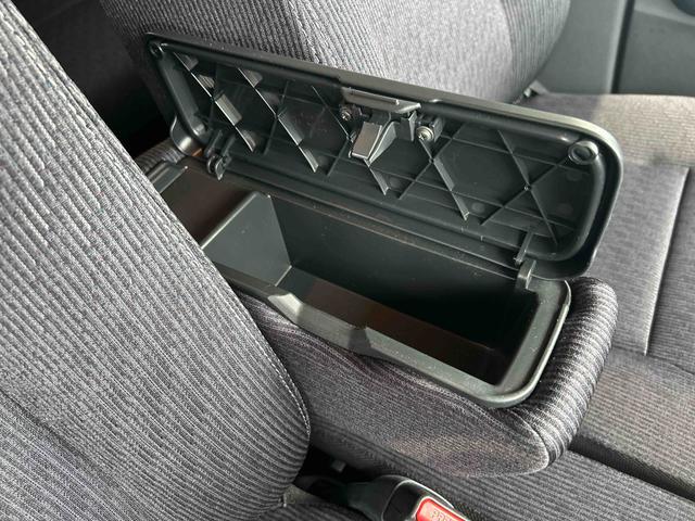 ムーヴＧインパネシフト　プッシュスタートスイッチ　電子カードキー　電動パーキングブレーキ　ディスプレイオーディオ　バックモニター　両側スライド左側パワースライドドア　アルミホイール　ＡＢＳ（鹿児島県）の中古車