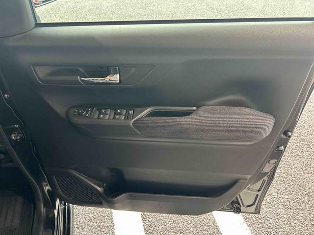 ムーヴＧインパネシフト　プッシュスタートスイッチ　電子カードキー　電動パーキングブレーキ　ディスプレイオーディオ　バックモニター　両側スライド左側パワースライドドア　アルミホイール　ＡＢＳ（鹿児島県）の中古車