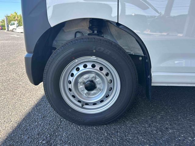 ハイゼットカーゴスペシャルインパネシフト　衝突被害軽減ブレーキ　オートハイビーム　オートライト　Ｗエアバック　アイドリンストップ　レーンキープアシスト　ＡＢＳ（鹿児島県）の中古車